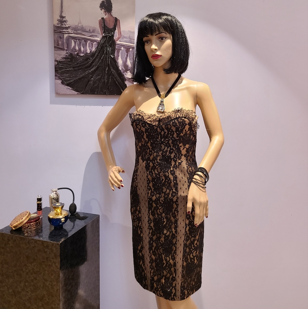 "LIST BOUTIQUE " LACE DRESS MADE IN ITALY SIZE(2) IT(40)